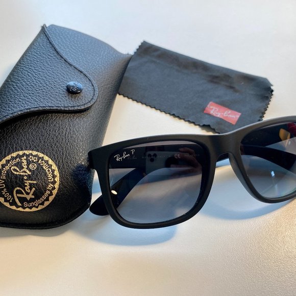 Ray-Ban Justin Classic Sunglasses - Picture 1 of 7